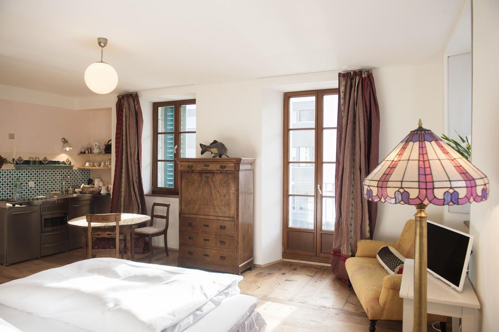 Boutique-Hotel Guesthouse Le Locle Exterior photo